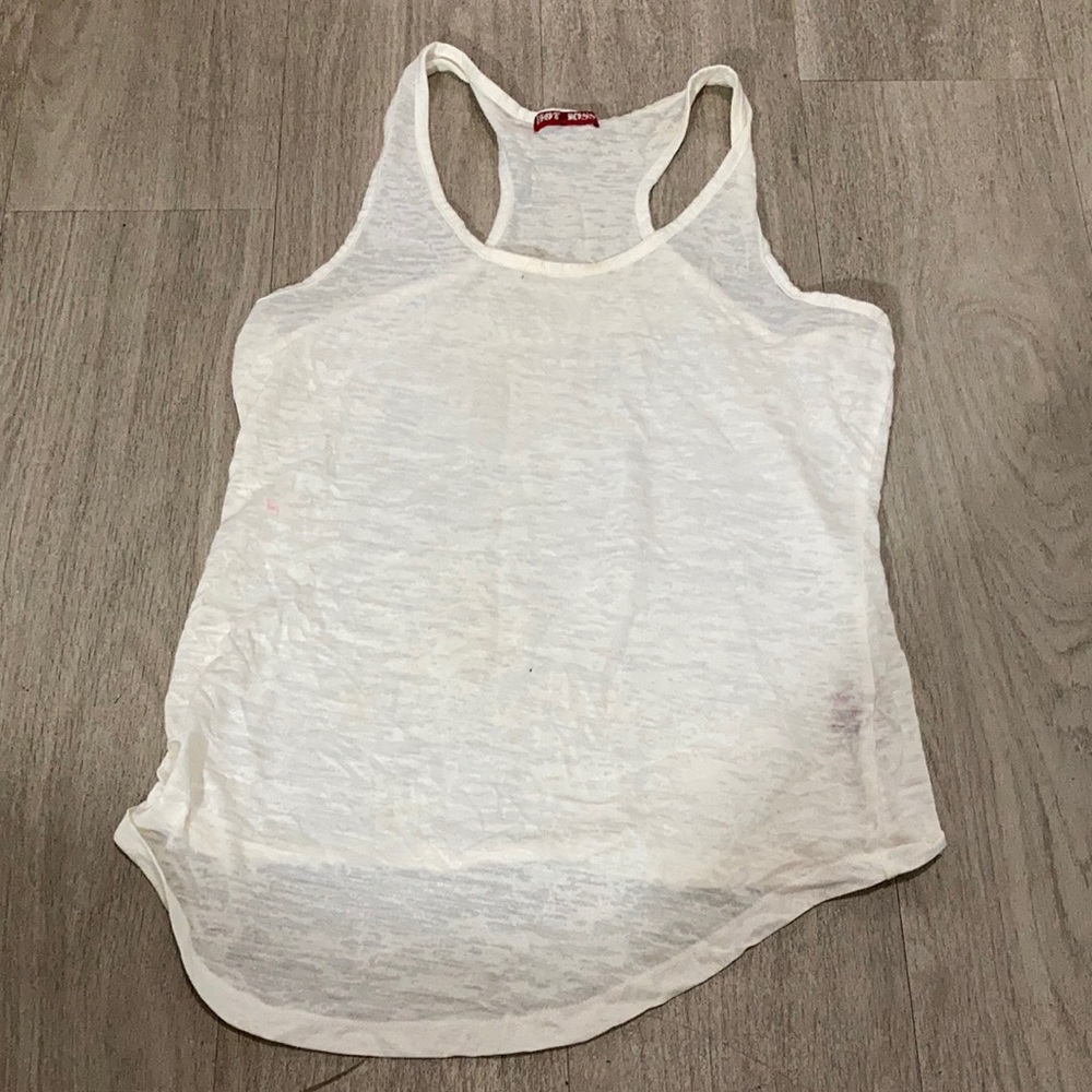Tank - Picture 1 of 2
